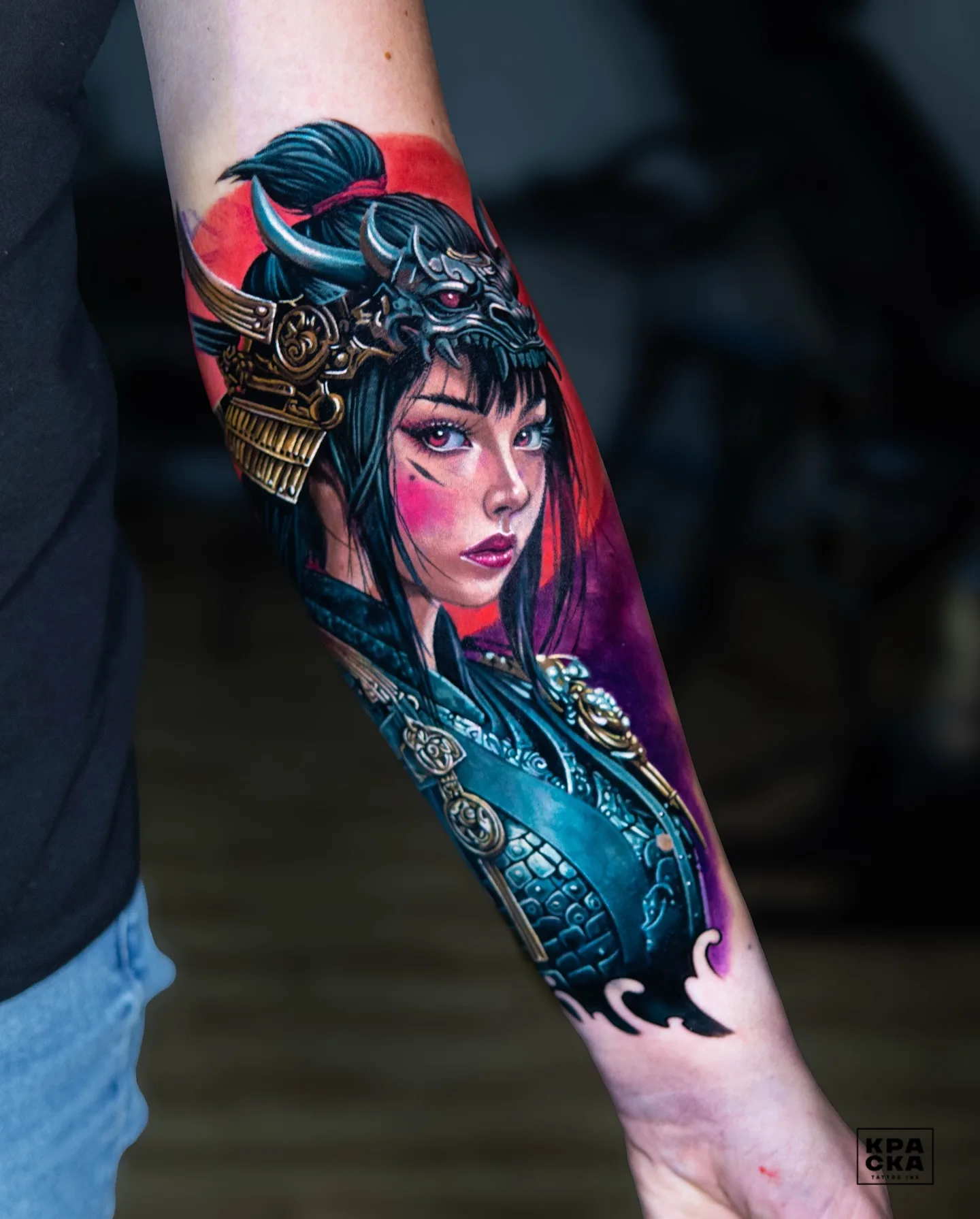 Color Tattoo mit kräftigen Farben, klaren Kontrasten und detailreicher Ausarbeitung – Blood Diamond Tattoo Ink.